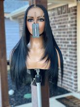 Load image into Gallery viewer, Aaliyah