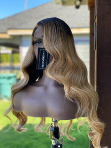 Lola- Glueless